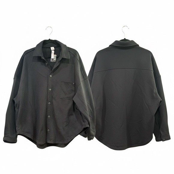 Savage X Fenty $85 Essential Oversized Button-Up Shirt Comfy M P2P 24-26” - Picture 5 of 14